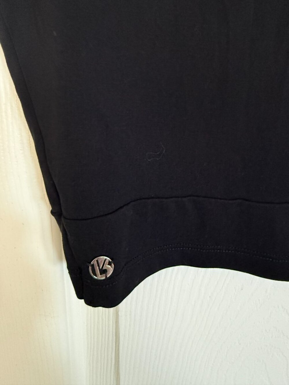 Buffbunny Knotty Raglan Crop - Picture 4 of 5